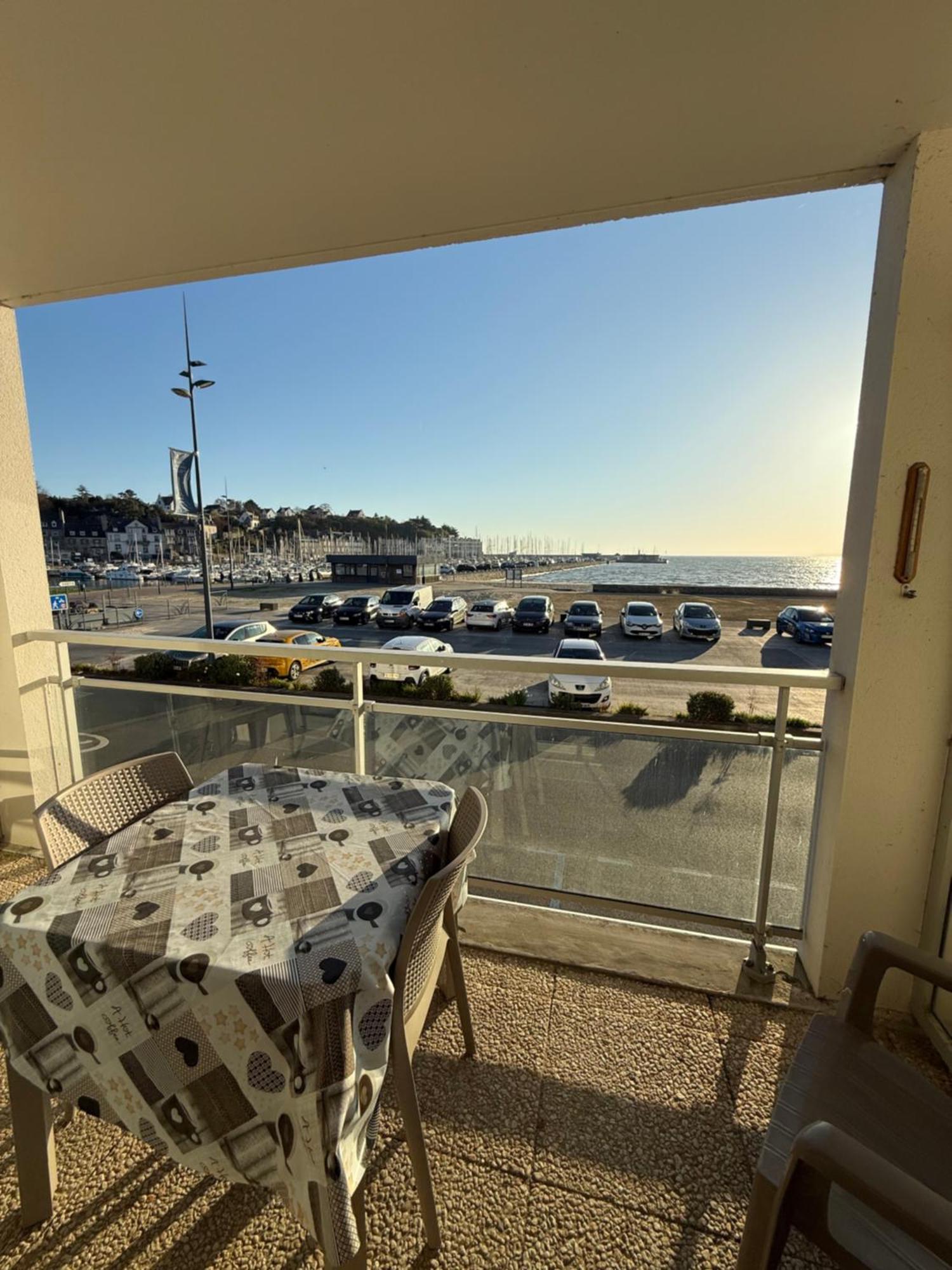 2 Pièces Avec Vue Sur